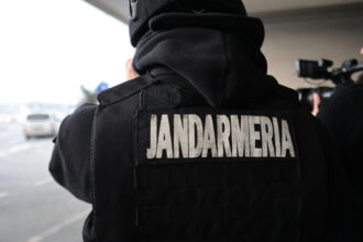 jandarmii mesaj pentru fanii iron maiden inainte de concert intunericul e mai putin infricosator cand grupul e complet 6a172e38931fa