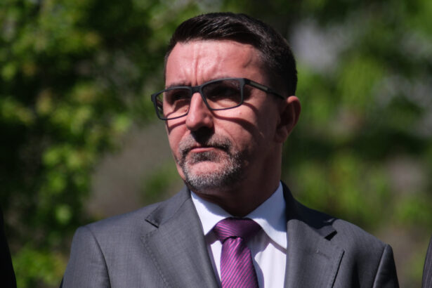 lider udmr cei care initiaza o motiune de cenzura au obligatia morala de a oferi alternative inainte sa arunce in aer o guvernare 69f9bf17b9417