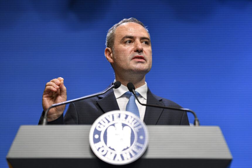 ministrul finantelor romania are nevoie de stabilitate si continuitate nu de experimente politice 69f748aab3d5e