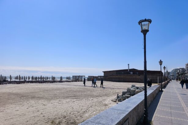 minivacanta de 1 mai pe litoral care este atmosfera pe plaja din mamaia si cat costa un mic 69f47ffd75543