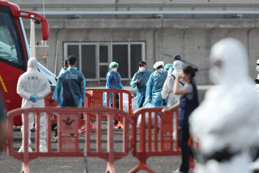 nava afectata de focarul de hantavirus un francez a prezentat simptome in timpul zborului de repatriere 6a00fa8c41d5f