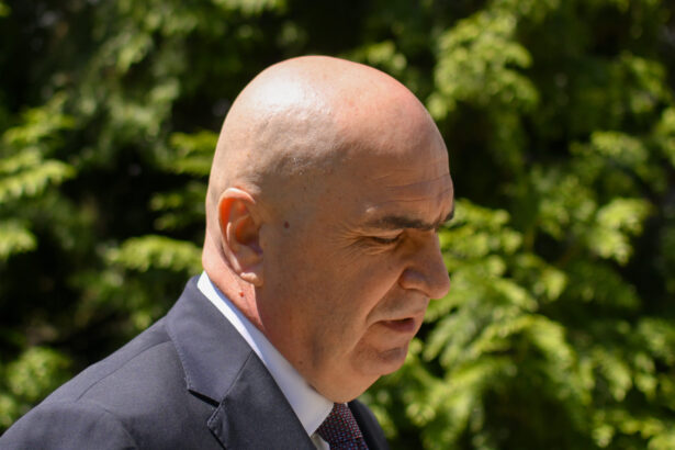 ne place nu ne place salarizarea unor demnitari pe o anumita scara este inevitabila bolojan despre salariile demnitarilor 6a16cbf5e4b81