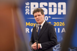 nicusor dan dupa participarea la expozitia bsda investitiile in aparare devin o prioritate 6a073a4100417