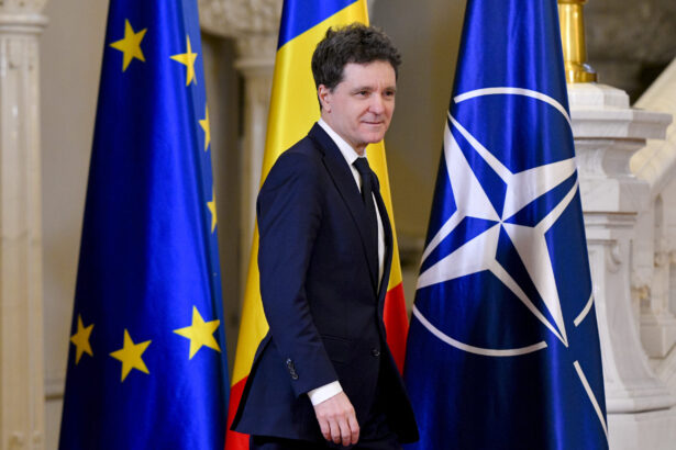 nicusor dan merge la erevan pentru reuniunea comunitatii politice europene temele majore de pe agenda summitului 69f5ec9421a19