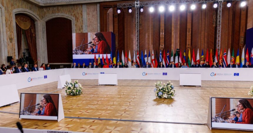 oana toiu a coprezidat masa rotunda europeana pentru combaterea ingerintelor straine in alegeri 6a0745fb89f09