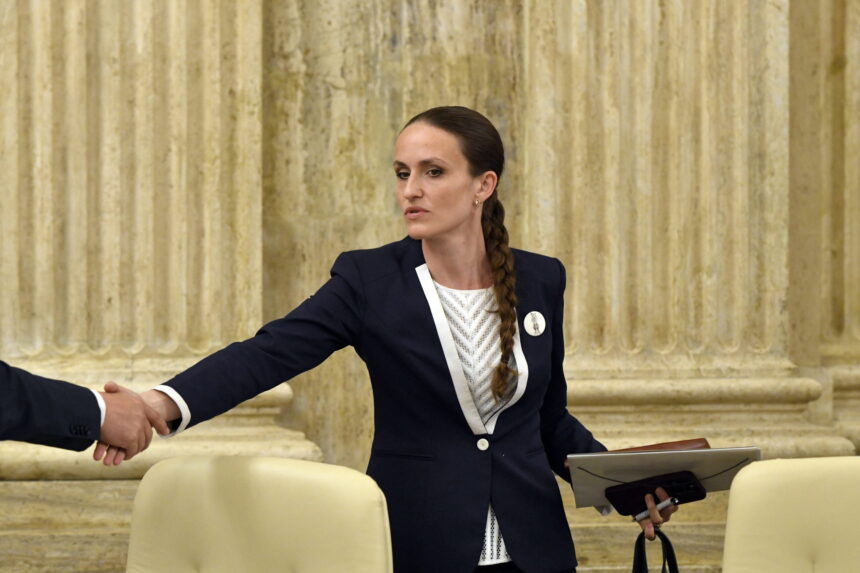 oana toiu mesaj de ziua internationala a presei informatia corecta este oxigenul democratiei 69f749d05261c
