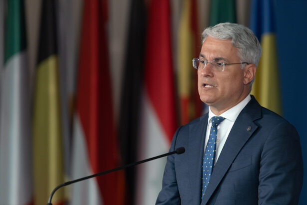 pislaru despre legea salarizarii bugetarilor proiectul va fi facut pe grile si coeficienti care vin strict din ierarhizarea functiilor in administratia publica 69f8f46389a34