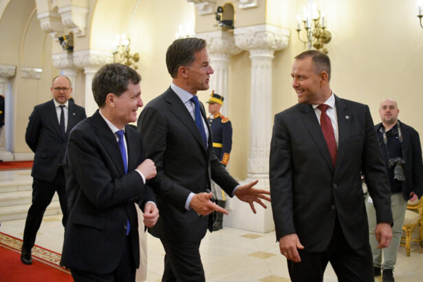 presa maghiara romania si polonia au facut front comun in privinta soldatilor americani 6a0419fbdec4b