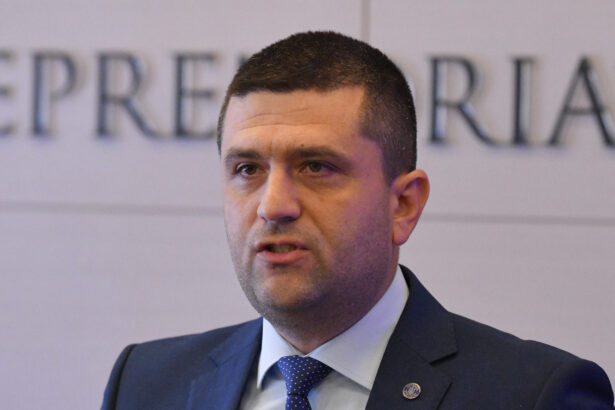 radu miruta merge la reuniunea cae pregatirea pentru apararea ue pe agenda 6a021af120327
