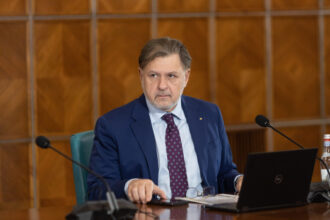 alexandru rafila despre legea salarizarii cea mai mare greseala este sa invocam pnrr si sa facem o lege pe repede inainte care sa afecteze societatea 6a21a084838e7