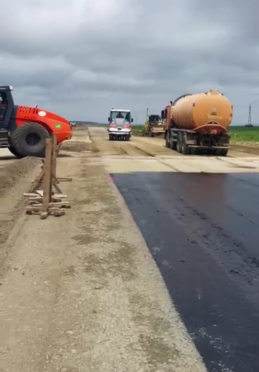 autostrada moldovei intra in etapa asfaltarii toti cei 320 km pana la pascani promisi pentru finalul anului 6a2281949b963