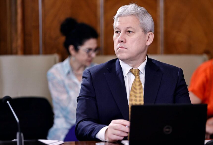 catalin predoiu avertizeaza ca urmare a lipsei unui guvern cu mandat deplin romania risca sa piarda trenul noii harti economice a europei 6a33fcdaa4d77