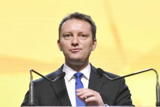 cine este siegfried muresan propunerea pnl usr udmr pentru sefia guvernului eurodeputat cu experienta la bruxelles 6a3e35c79b13d