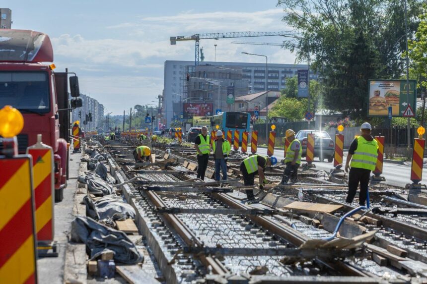 ciucu anunta un nou termen pentru modernizarea prelungirii ghencea totul va fi gata in doi ani 6a33a4eebeddd