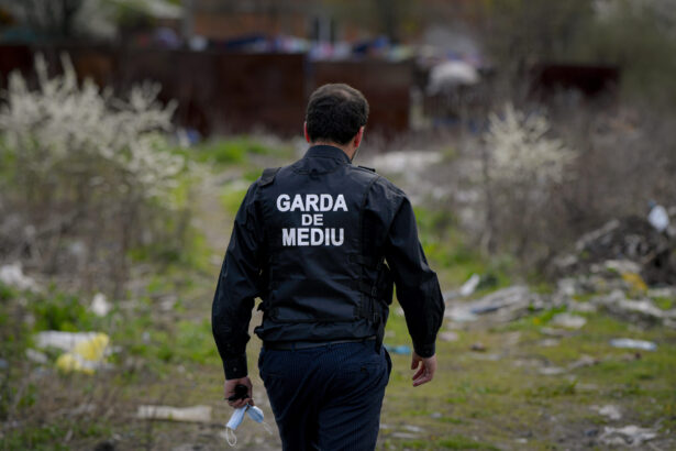 deseuri medicale periculoase transportate necorespunzator prin bucuresti amenda de 30 000 lei data de garda de mediu 6a2ff917183cd