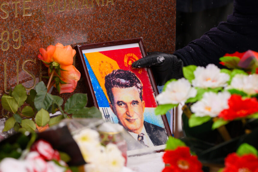 eroarea din scanteia tineretului episodul din 1989 in care ceausescu a aparut incadrat in doliu iar tiparirea a fost oprita in miez de noapte explicat de cnsas 6a32c2a1d429f