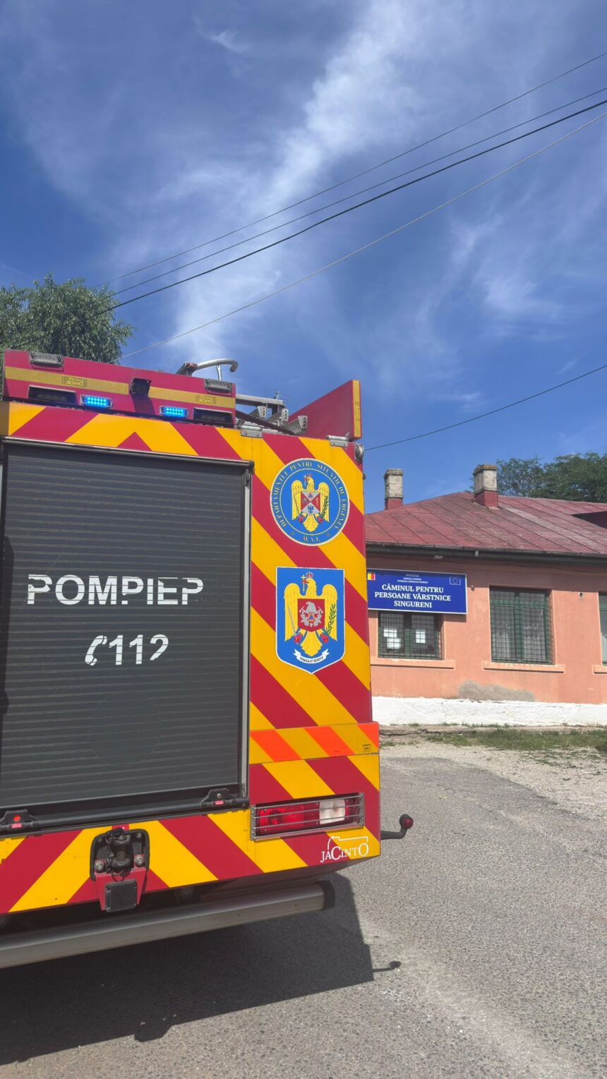 incendiu la un camin de varstnici din singureni 41 de persoane s au evacuat focul a pornit de la un scurtcircuit 6a32c89f6d24b