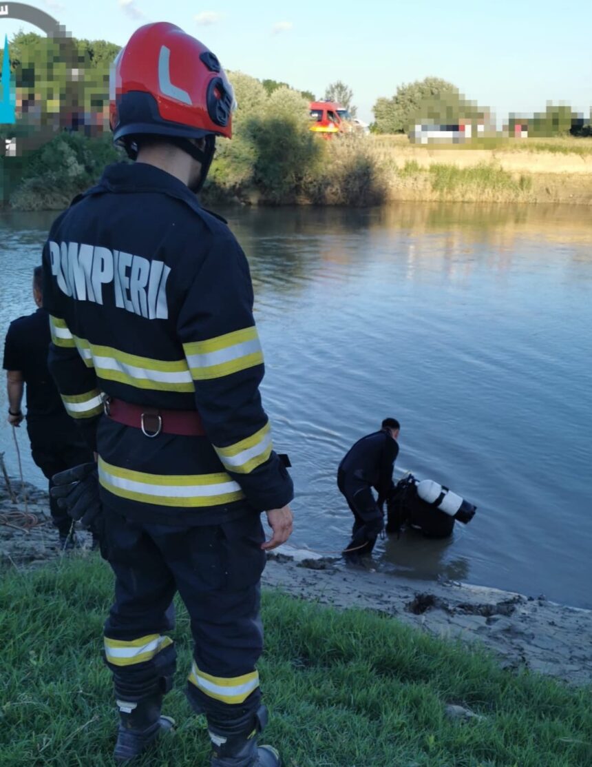 interventie de urgenta pentru salvarea unei persoane de la inec in lacul tei 6a415e398269a