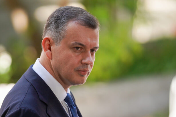 maratonul negocierilor pentru formarea noului guvern continua marti eugen tomac discutii cu udmr minoritatile nationale si suveranisti 6a27964c0bffd