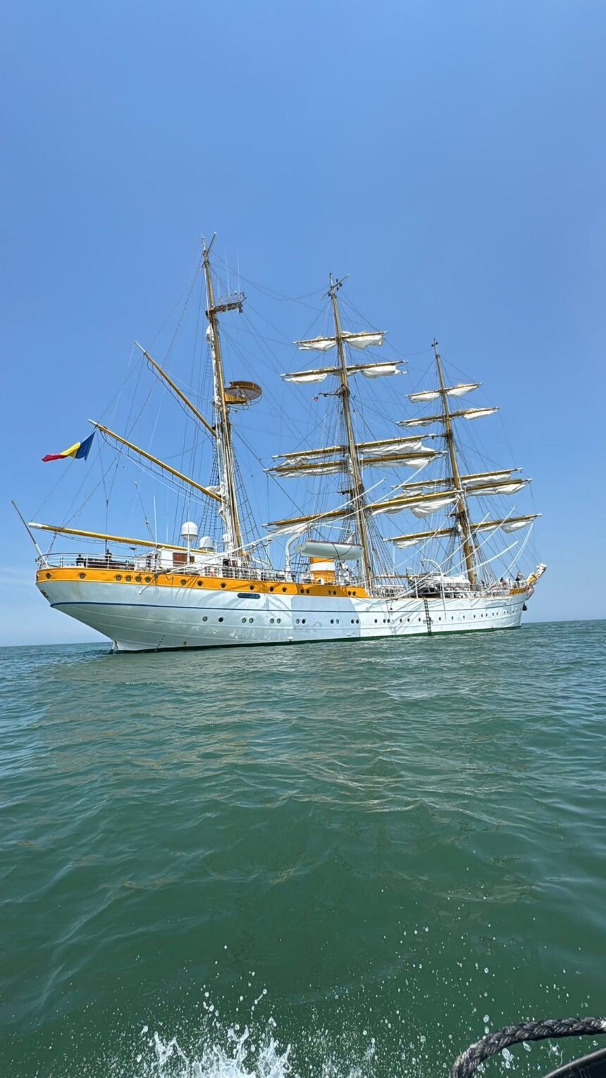 nava scoala mircea participa vineri la un mars al velierelor in sua 6a3381a5af7b7