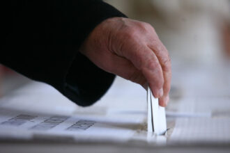 o comuna din mures voteaza azi pentru demiterea primarului 6a2e314102787