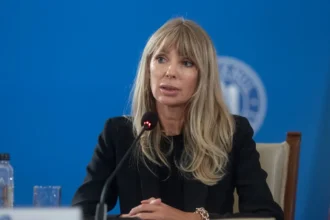 stoiciu despre amenda uriasa data de consiliul concurentei fara institutii puternice piata libera ramane un mit 6a25adaa8111c