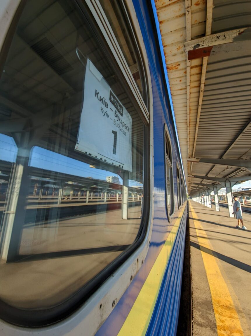 trenurile spre si dinspre litoral sunt blocate din cauza unei defectiuni 6a3e8fb94d081