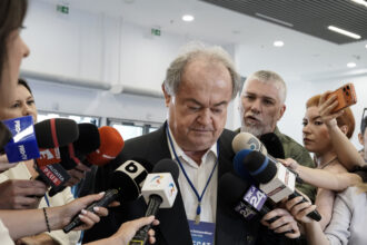 vasile blaga mesaj dur la congresul pnl partidul este sub asediu nu am facut fuziunea pdl cu pnl ca sa fim anexa la psd 6a37b5c453bb6