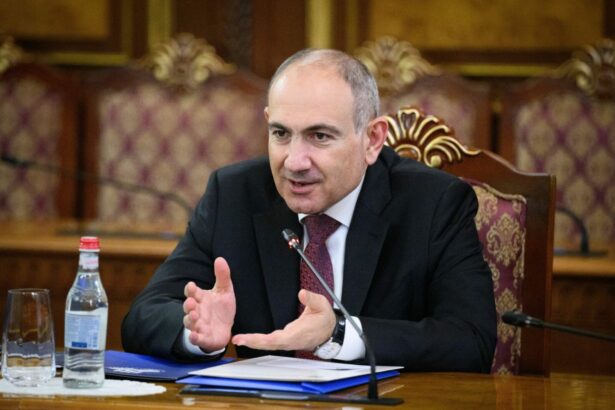 victorie zdrobitoare in alegeri o tara intoarce spatele rusiei si se apropie de ue 6a264bd47933e
