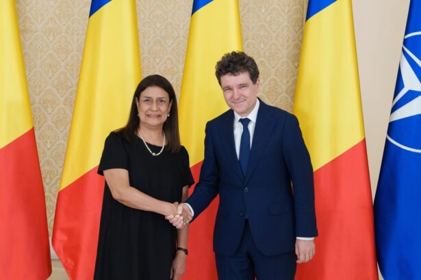 video exclusiv ambasadoarea peru in romania l as invita la masa cum convinge o diplomata o tara intreaga in 20 de secunde 6a41135dc4de0