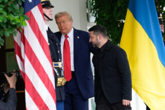 zelenski anunta ce a vorbit cu trump si il ameninta pe putin rusia va avea o iarna groaznica 6a314979e44d3