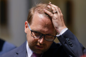 ziua cea mai grea pentru dominic fritz de ce verdictul curtii supreme de justitie ii poate arunca in aer cariera politica 6a335d74315e8