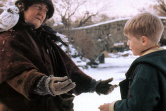 a murit actrita brenda fricker doamna cu porumbei din filmul singur acasa 6a5e9a02bb0d0