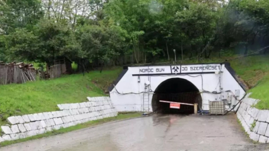 alerta la salina praid specialistii au inregistrat miscari ale masivului de sare s a propus instituirea codului de alerta portocaliu 6a68e1b41f98e