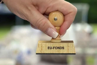 angajatii fondurilor europene se revolta dupa atacurile lui bolojan ne transforma in tapi ispasitori desi aducem miliarde romaniei 6a6790e839307