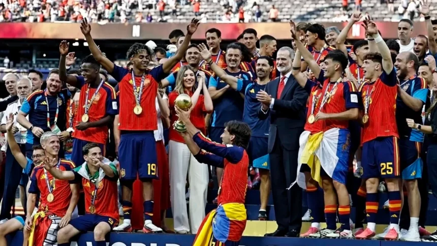 arbitrul finalei cupei mondiale si a anuntat retragerea din activitate 6a6771ba6c196