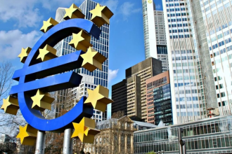 banca centrala europeana a decis ca nu va modifica cele trei rate ale dobanzilor reprezentative 6a6211bd3988b