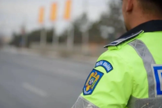 barbatul care se dadea drept politist de la rutiera si ii amenda pe soferi pe dn1 a fost trimis in judecata 6a672a3fccd1b
