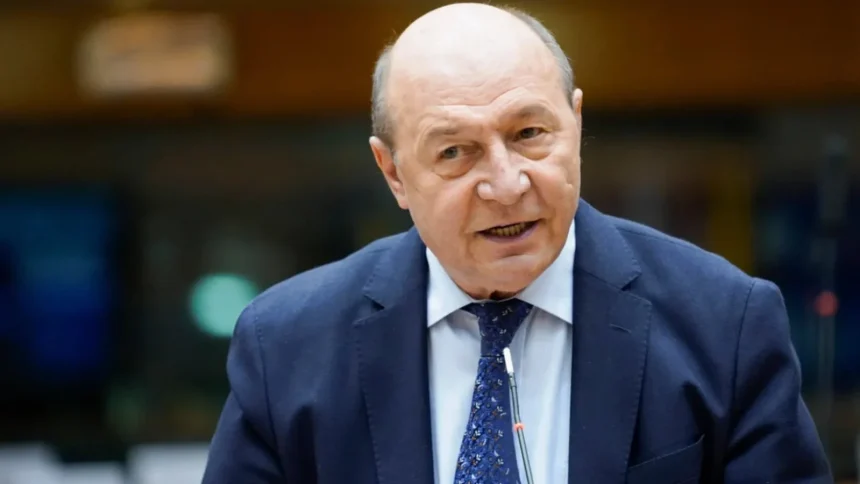basescu il invata pe nicusor dan cum sa forteze mana parlamentului pentru un nou guvern ar fi o motivatie sa fie atenti cand voteaza 6a621c0b086e5