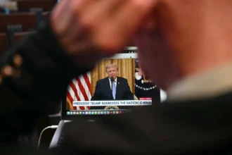 batalie foarte puternica in sua donald trump reuseste cu greu sa mai obtina majoritati in senat si se dau semnale tot mai puternice din tabara republicana 6a6c2e4f7690c