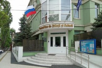 casa rusa din chisinau a fost inchisa aceasta s ar putea muta la tiraspol 6a4a422488785