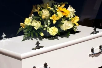 cazul sinistru din valcea care ridica grave semne de intrebare au deschis mormantul fetitei dupa 21 de ani dar ce se afla in sicriu a socat pe toata lumea 6a66e778a4228