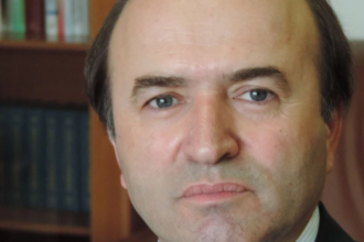 ce se intampla cu legea salarizarii dupa decizia curtii de apel tudorel toader nu va deveni lege cu efecte juridice de ce 6a5f871db5a1d