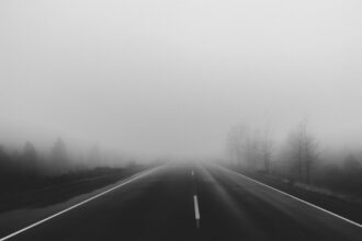 ceata densa in cinci judete din transilvania vizibilitatea scade pe alocuri sub 50 de metri 6a54659a23eff