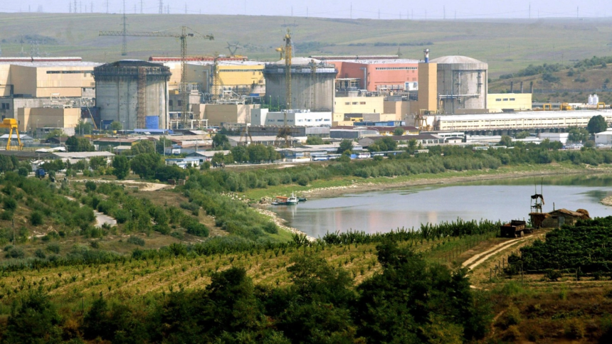 chisalita aei seceta ar putea scumpi energia cu pana la 110 dunarea se apropie de cota critica ce a dus la oprirea unui reactor de la cernavoda a fost oprit 6a60bcb2bf994