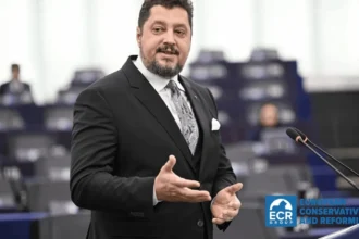 cna a eliminat un presupus fake news lansat de claudiu tarziu europarlamentarul anunta ca romanii risca pana la 10 ani de inchisoare daca isi sapa o fantana in propria curte 6a698fd7e673d