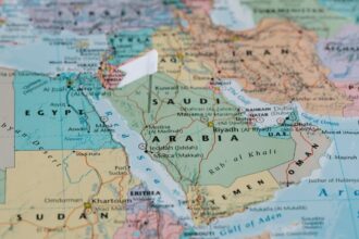 coalitia condusa de arabia saudita loveste tinte houthi in hodeidah dupa atacurile asupra petrolierelor saudite si amenintarea cu blocada marii rosii 6a67583de6a87