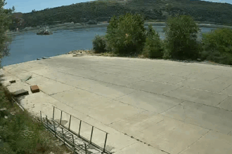 cursa de bac zimnicea svistov suspendata din cauza nivelului scazut al dunarii 6a4e1cb88e600