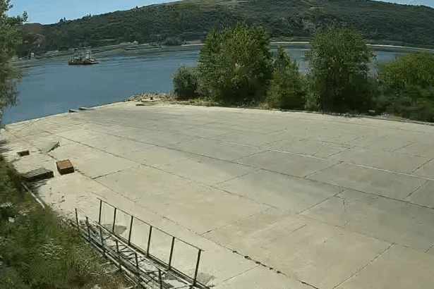 cursa de bac zimnicea svistov suspendata din cauza nivelului scazut al dunarii 6a4e1cb88e600