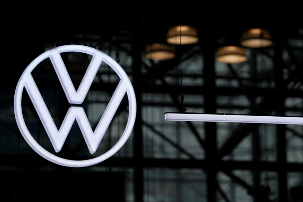 cutremur la gigantul volkswagen propunerea surprinzatoare privind fabricile amenintate cu inchiderea 6a64374173402